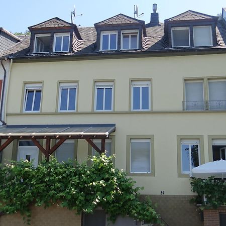 Haus Moezelblik - Schoene Aussicht Am Mosel Целль-ан-дер-Мозель Экстерьер фото